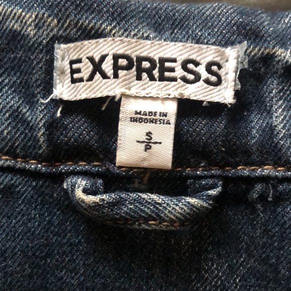 Express Women’s Jean Jacket Size S - Picture 3 of 7